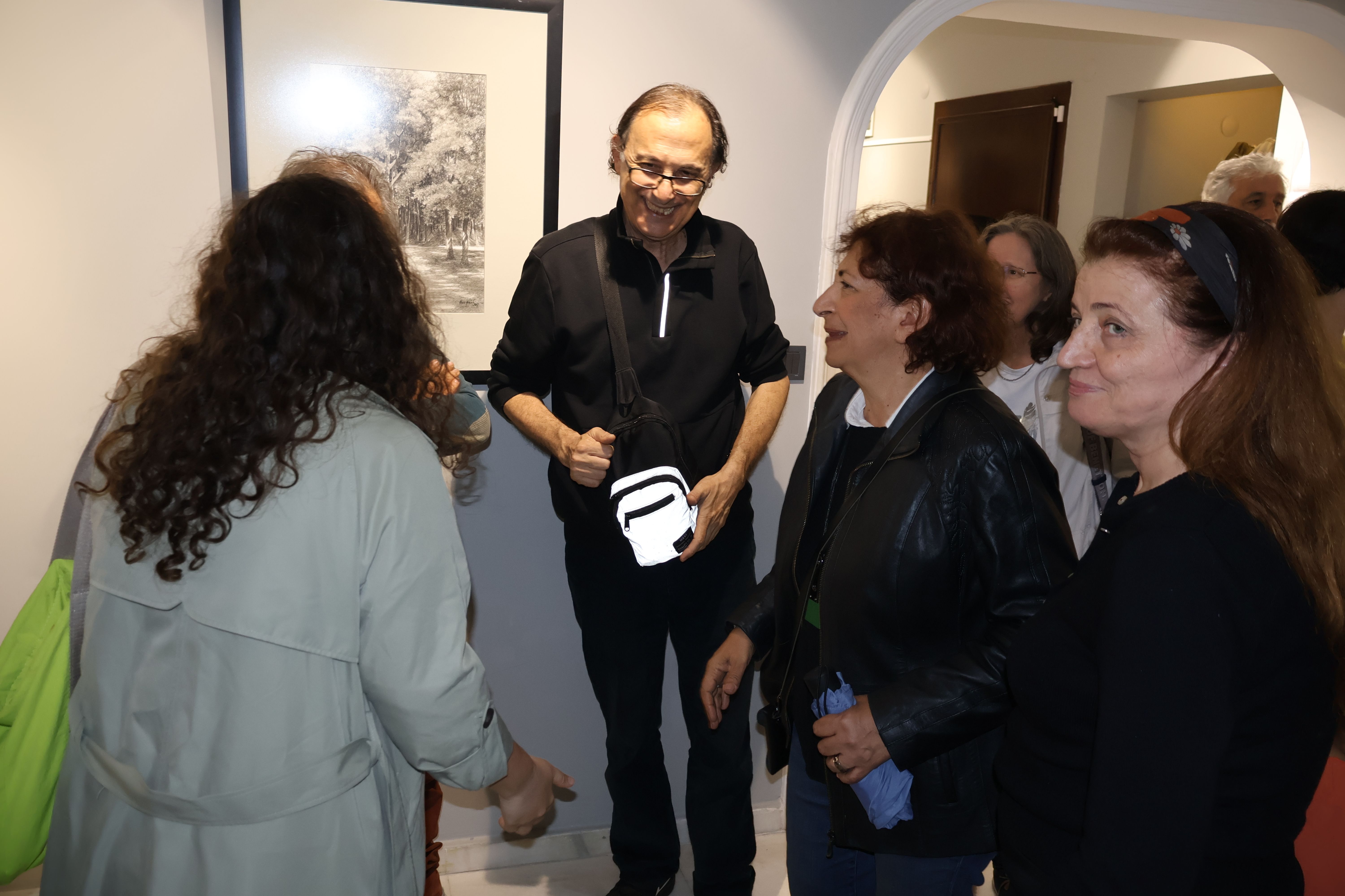 Aysu koçak kitap tanıtımı ve siyah beyaz resimlerden seçkiler evrim sanat galerisi 2 (10)