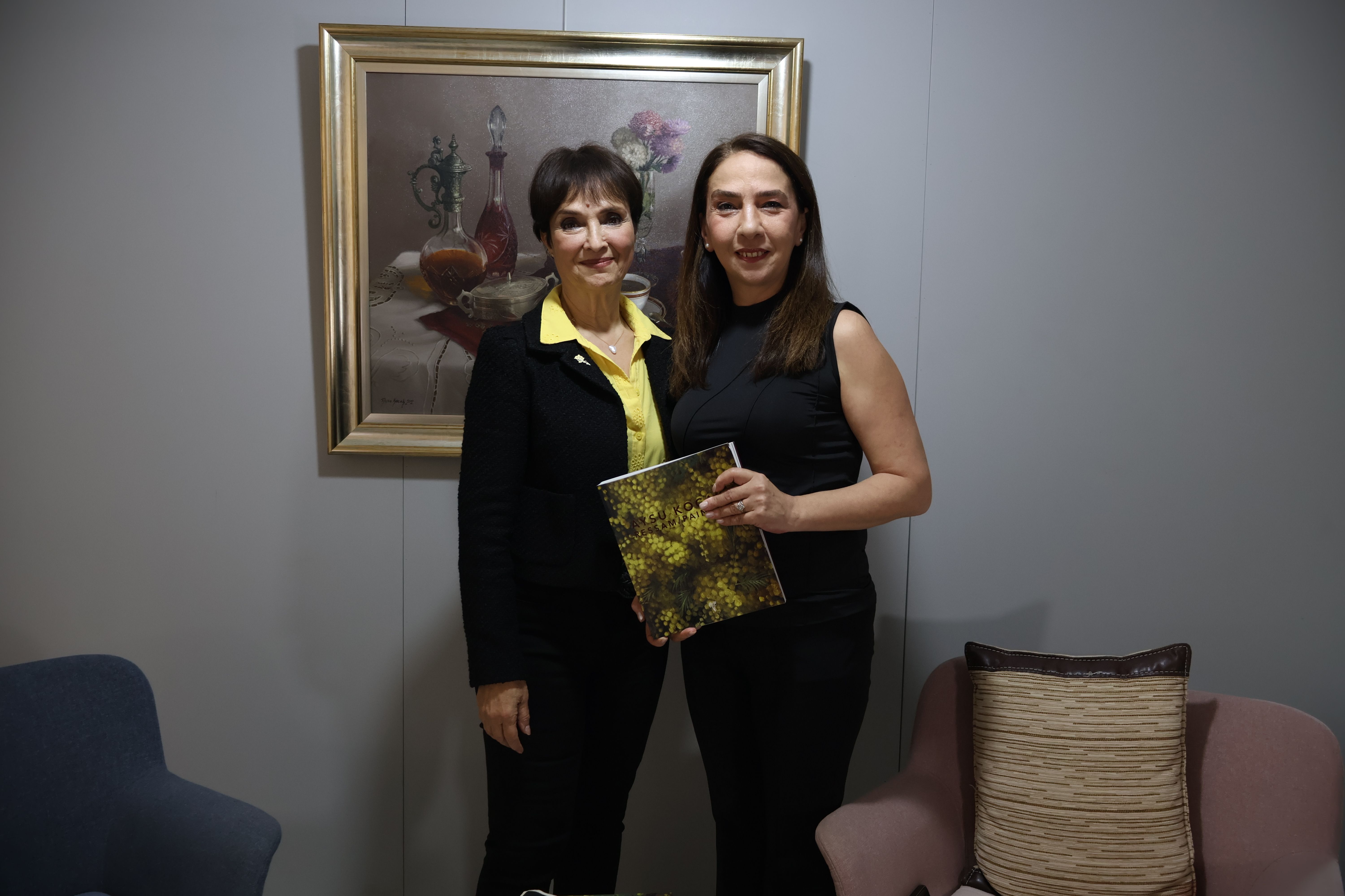 Aysu koçak kitap tanıtımı ve siyah beyaz resimlerden seçkiler evrim sanat galerisi 2 (46)