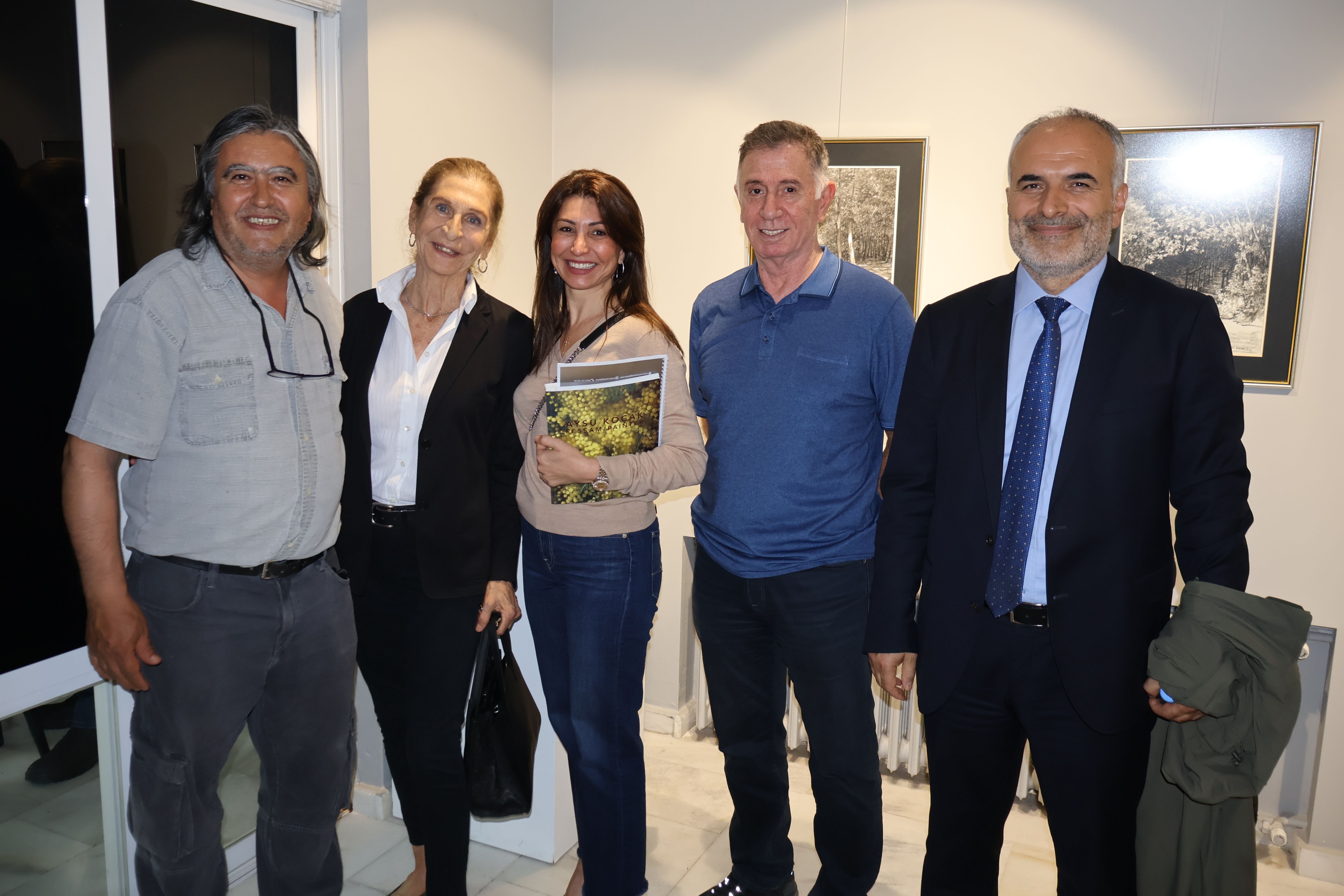 Aysu koçak kitap tanıtımı ve siyah beyaz resimlerden seçkiler evrim sanat galerisi 2 (60)