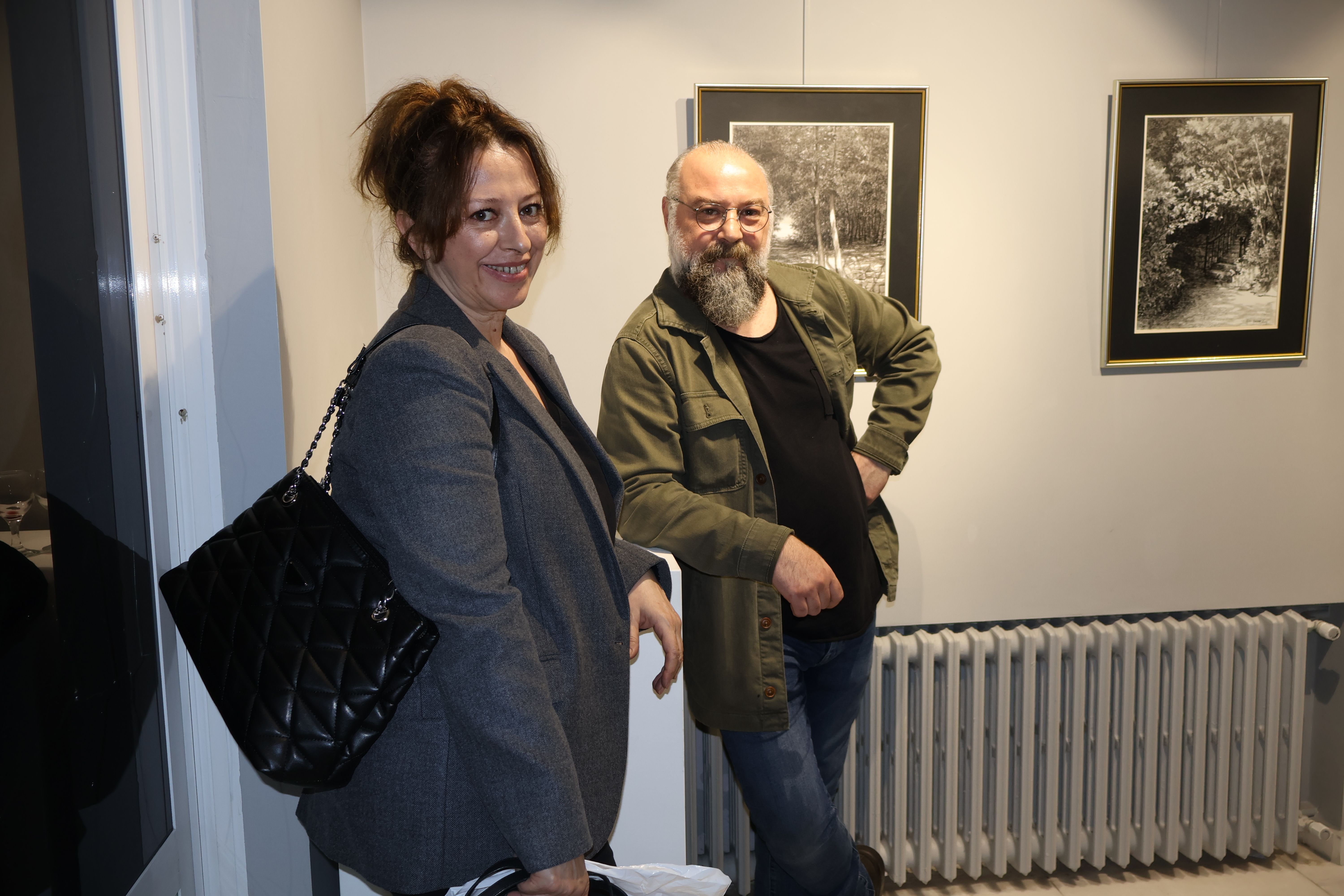 Aysu koçak kitap tanıtımı ve siyah beyaz resimlerden seçkiler evrim sanat galerisi 2 (65)