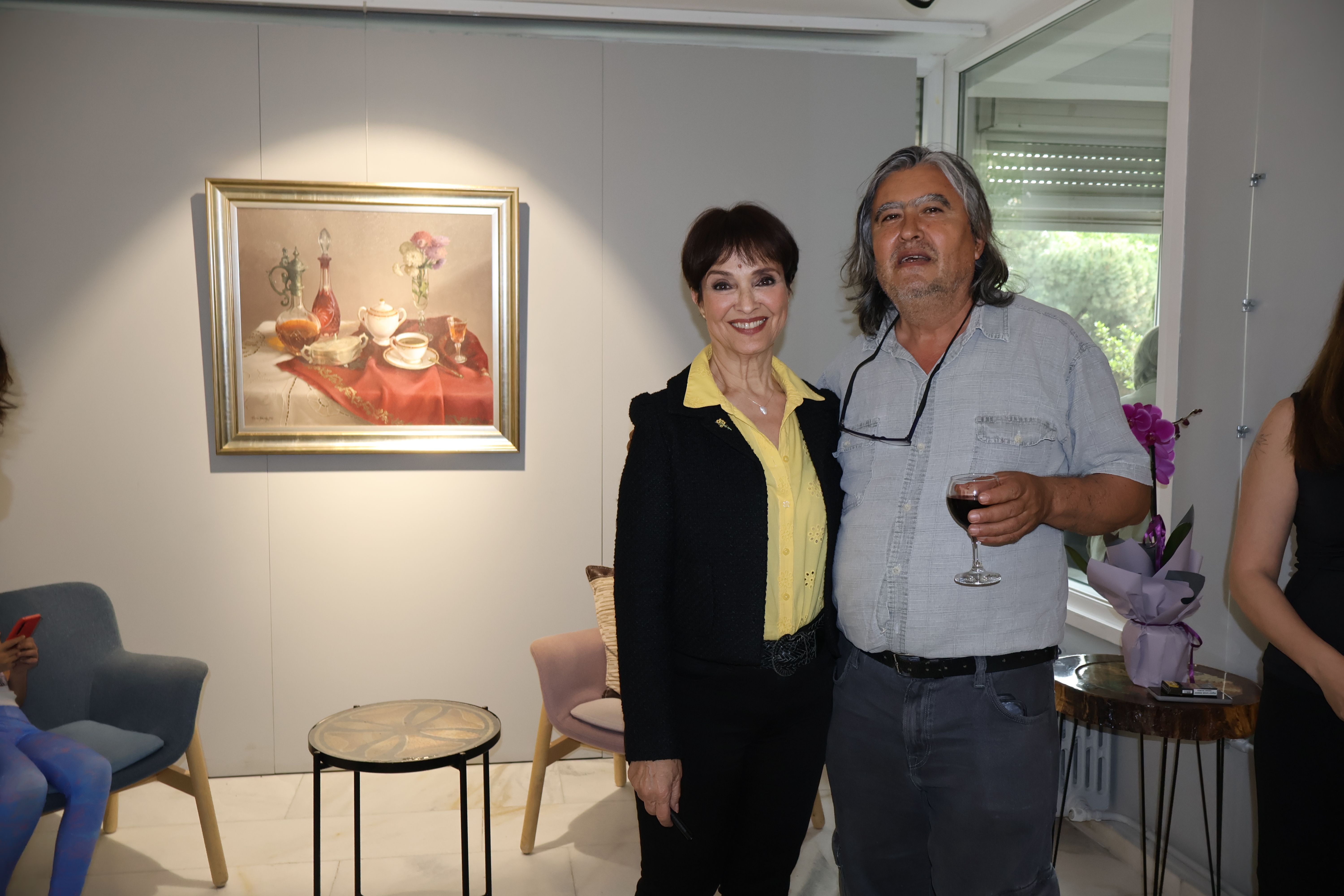 Aysu koçak kitap tanıtımı ve siyah beyaz resimlerden seçkiler evrim sanat galerisi 2 (69)