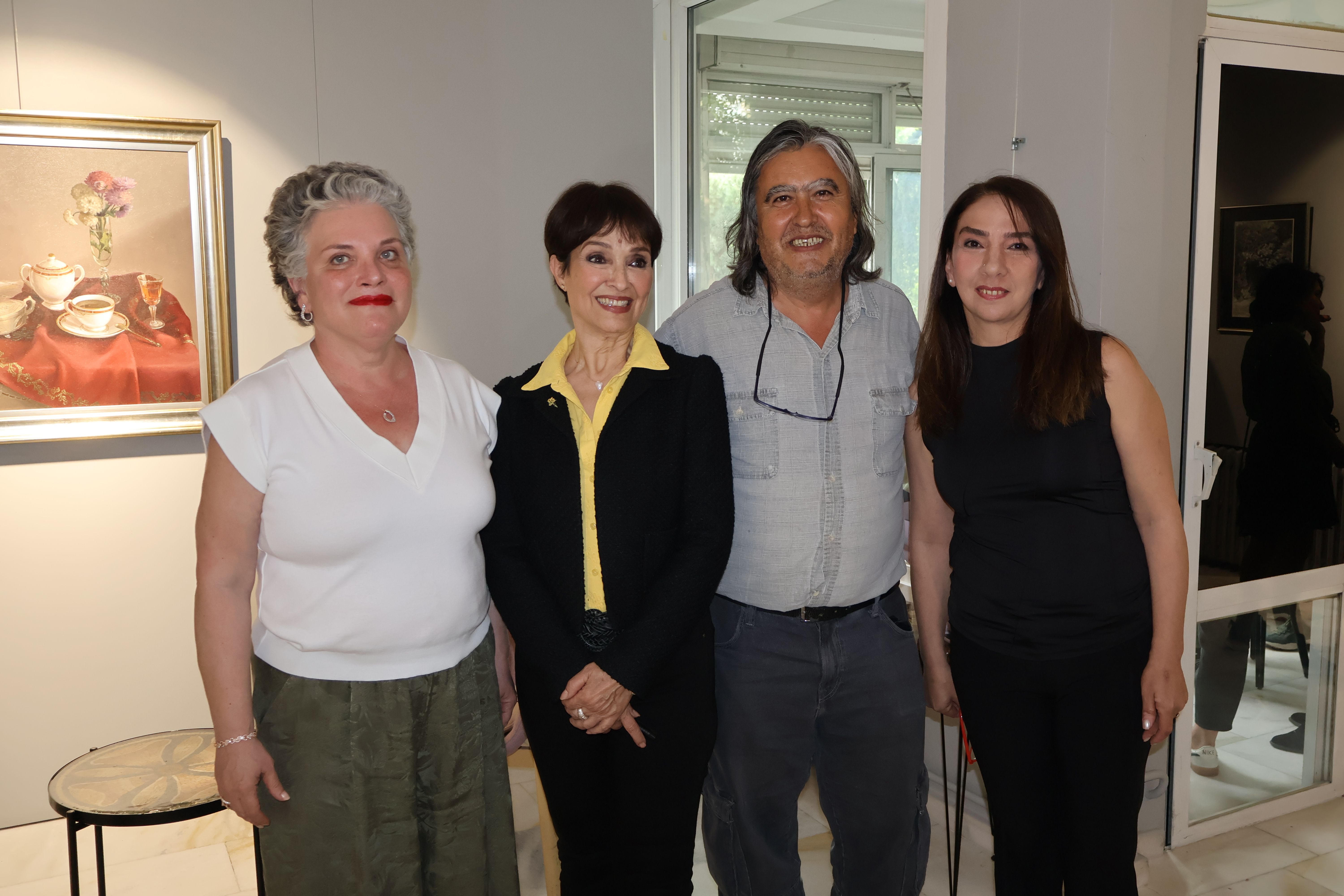 Aysu koçak kitap tanıtımı ve siyah beyaz resimlerden seçkiler evrim sanat galerisi 2 (70)