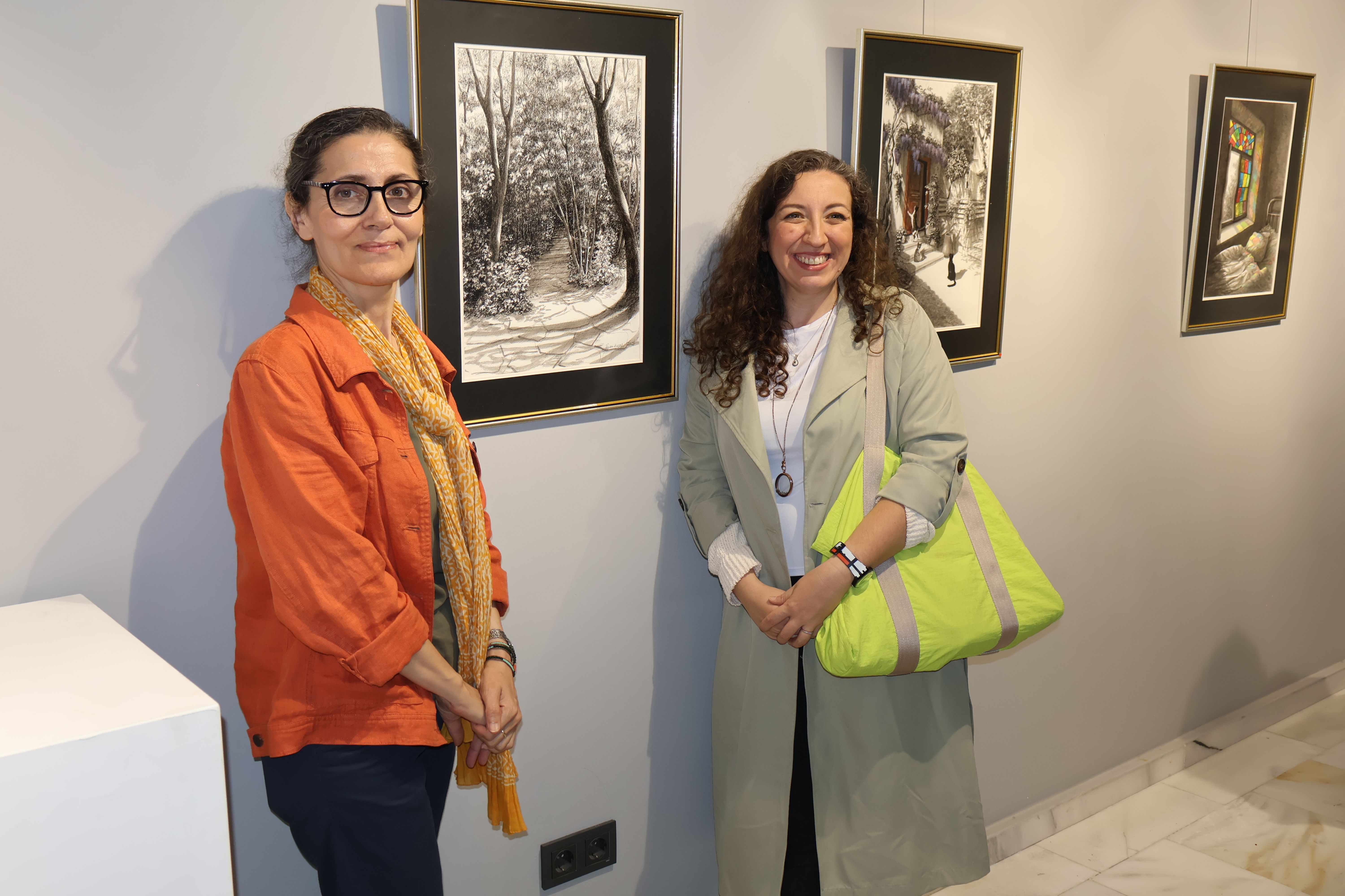 Aysu koçak kitap tanıtımı ve siyah beyaz resimlerden seçkiler evrim sanat galerisi 2 (76)