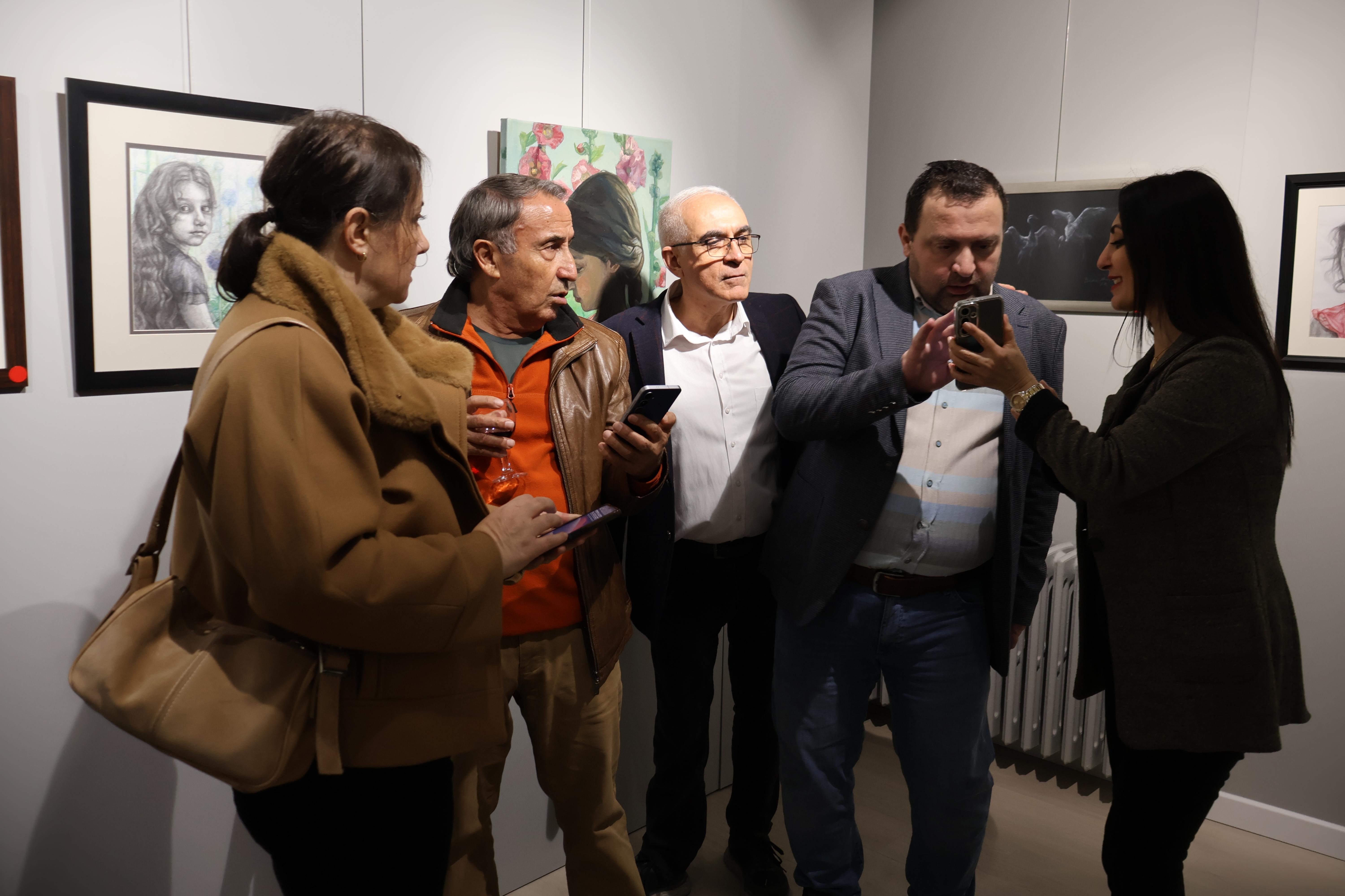 Türkmen Alkan ''Sessiz Direniş'' Sergisi (46)