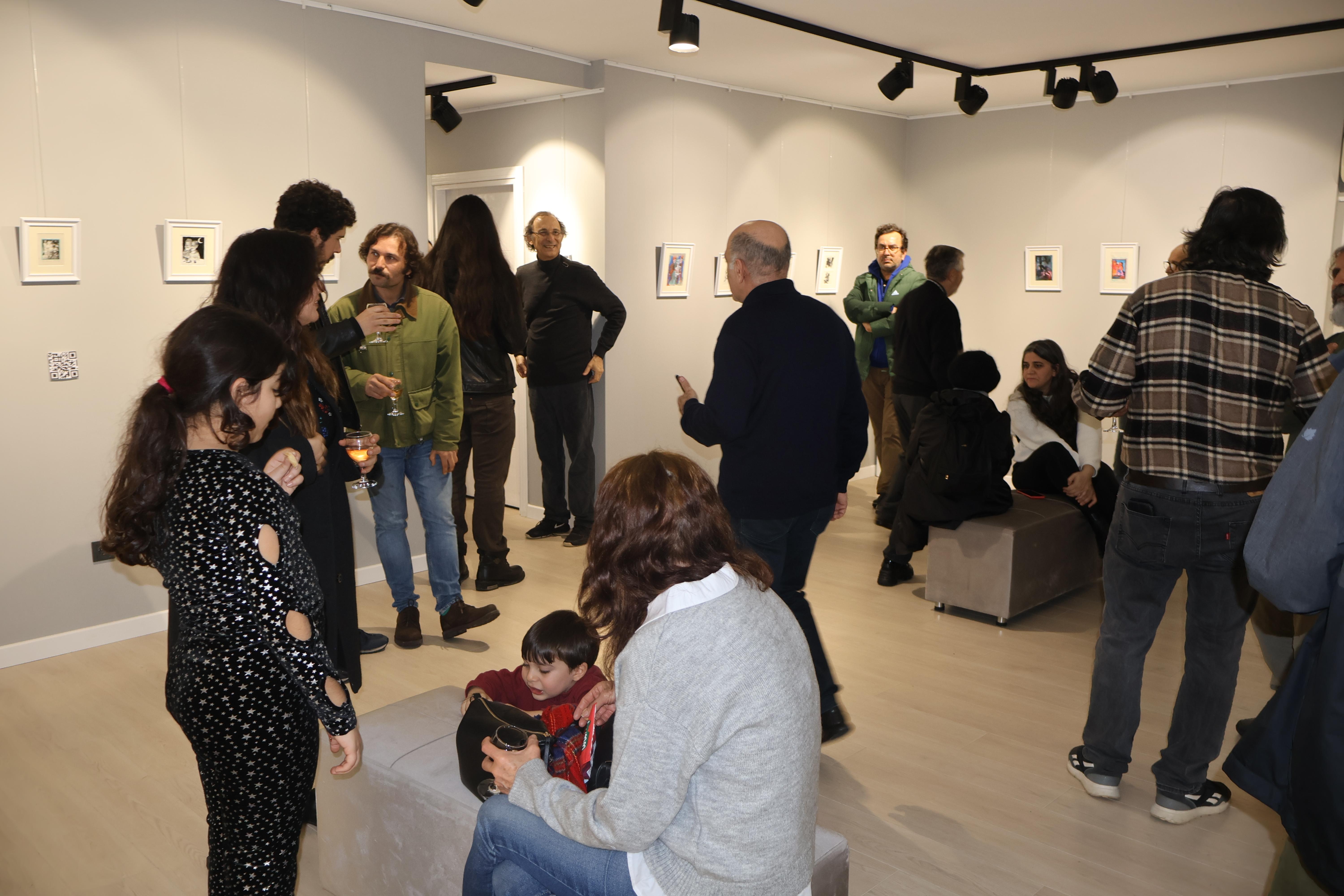 Ömer Koçağ'ın Kağıt İşler isimli kişisel resim sergisi (17)