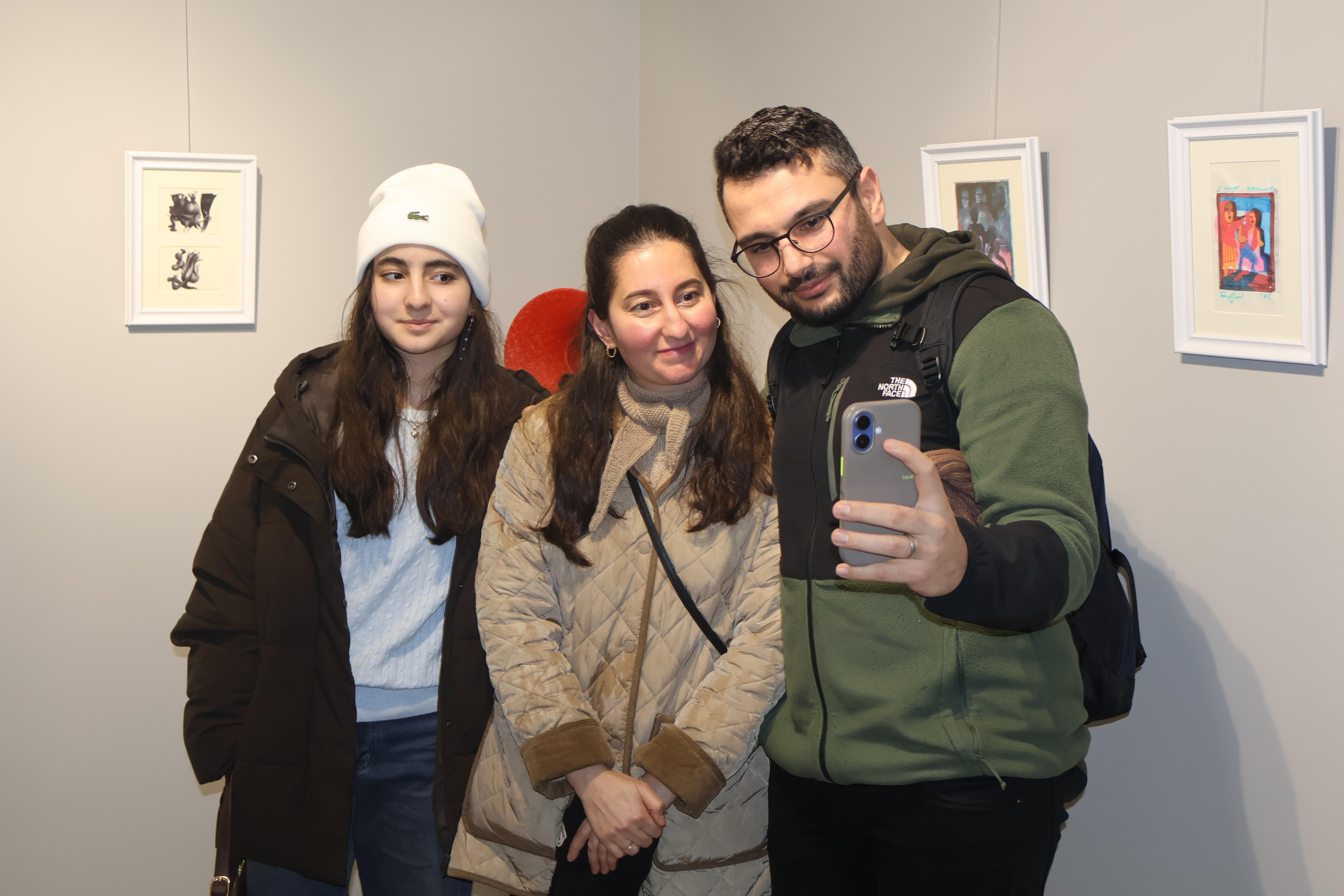 Ömer Koçağ'ın Kağıt İşler isimli kişisel resim sergisi (27)