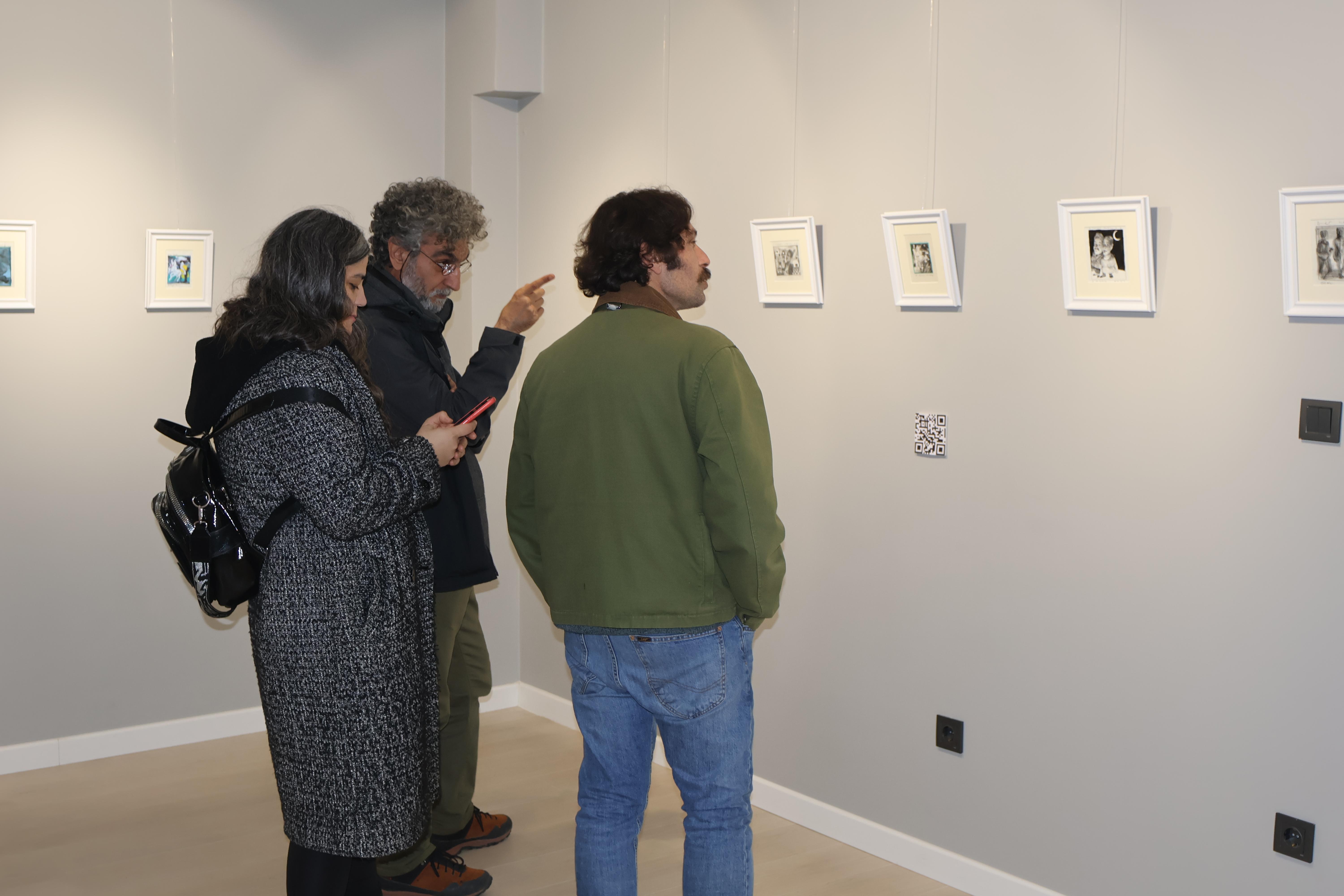 Ömer Koçağ'ın Kağıt İşler isimli kişisel resim sergisi (7)