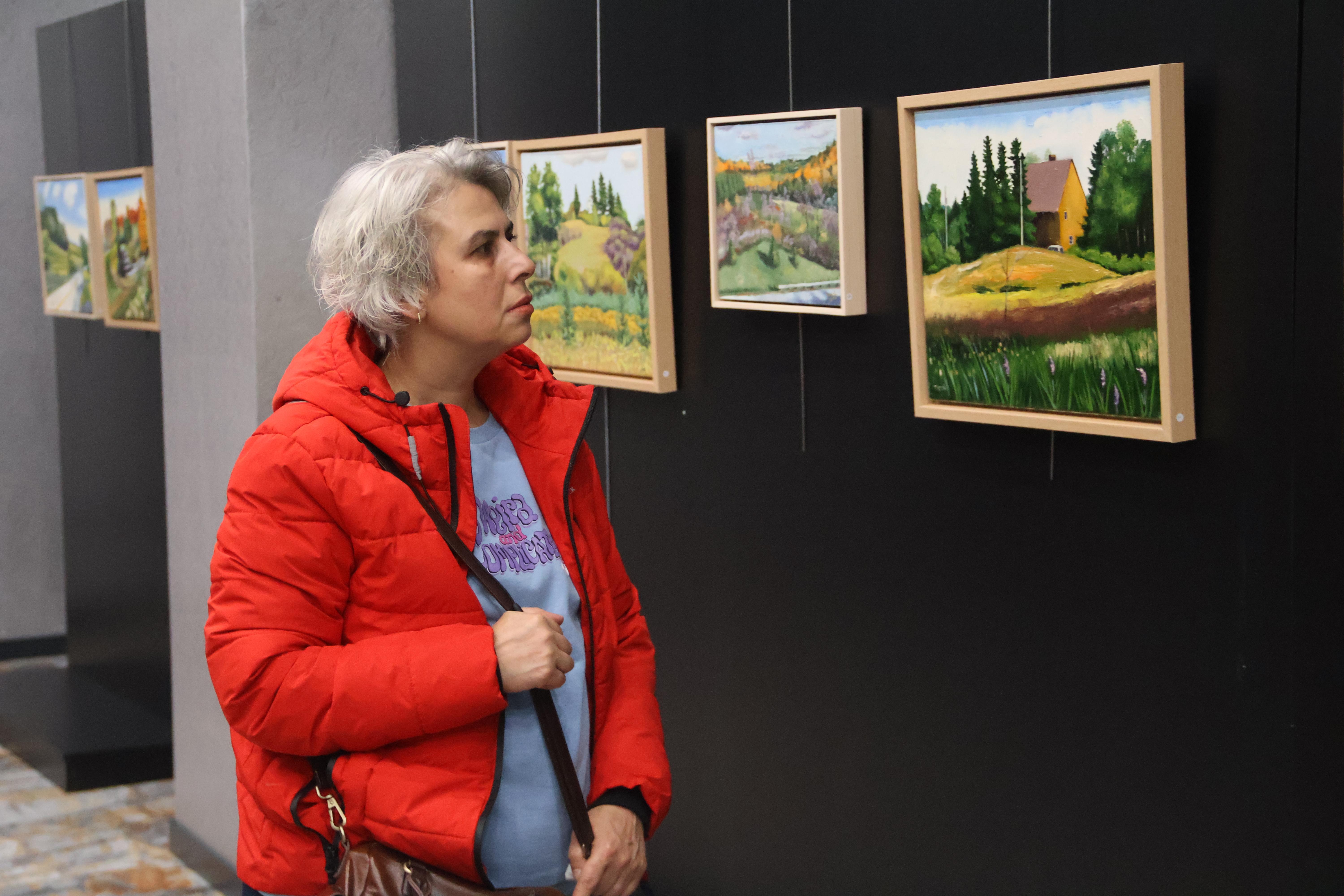 Ressam Vladimir Topal İstanbullu Sanatseverlerle Buluştu (9) Ressam Vladimir Topal İstanbullu Sanatseverlerle Buluştu (9)