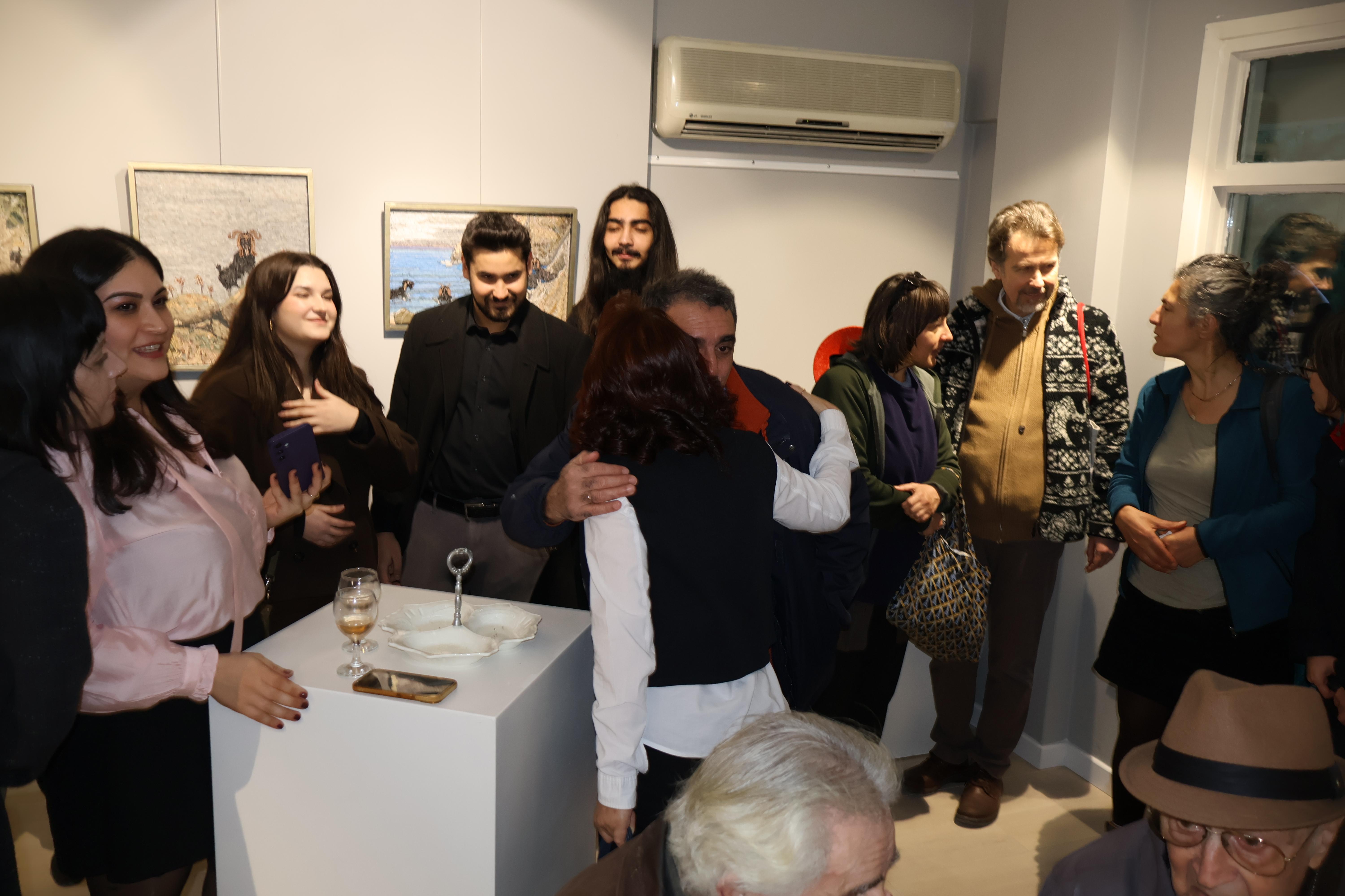 Mehmet Kına'nın ''Heey Keçiler, Hooy Keçiler'' adlı kişisel mozaik sergisi (17) Mehmet Kına'nın ''Heey Keçiler, Hooy Keçiler'' adlı kişisel mozaik sergisi (17)