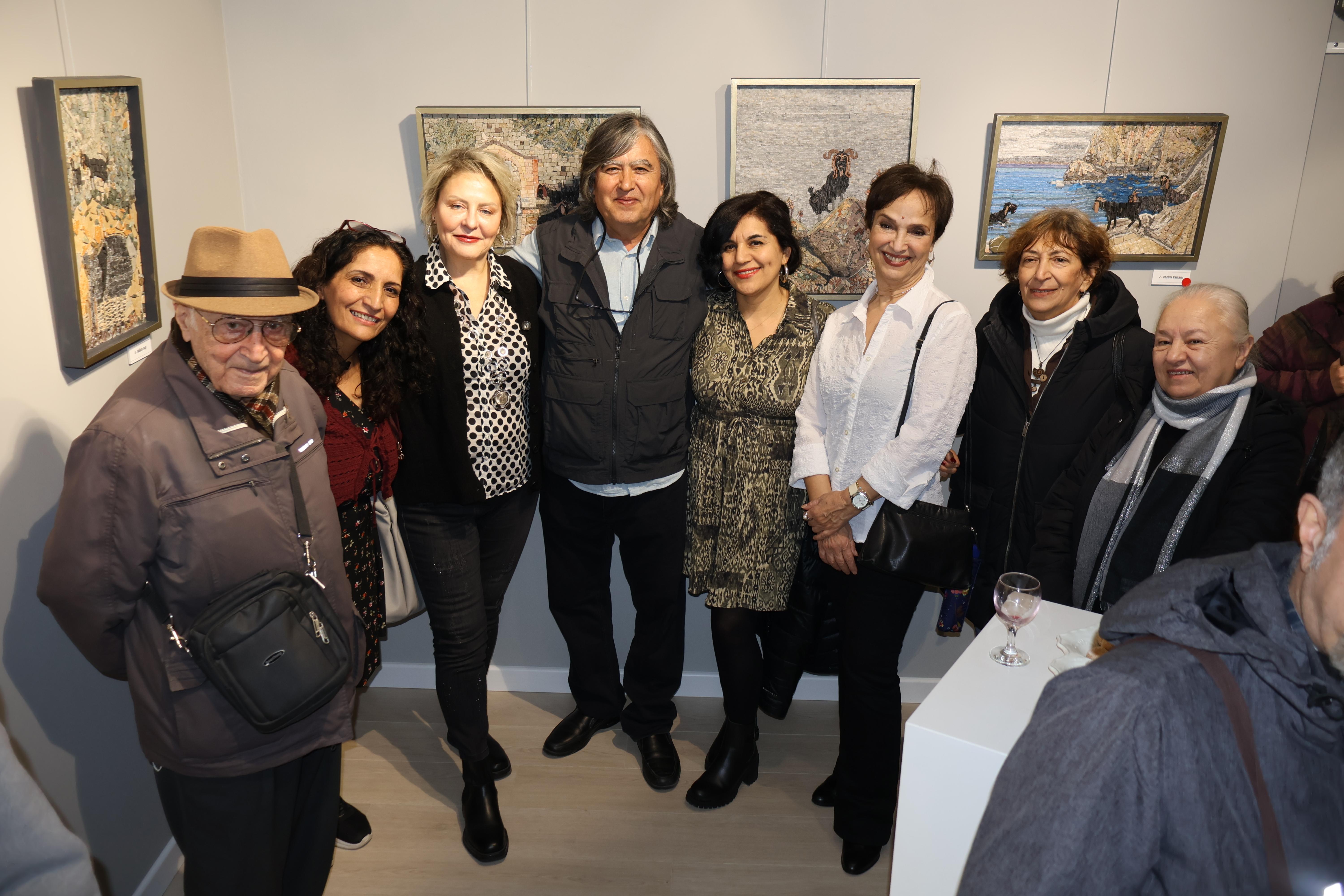 Mehmet Kına'nın ''Heey Keçiler, Hooy Keçiler'' adlı kişisel mozaik sergisi (20) Mehmet Kına'nın ''Heey Keçiler, Hooy Keçiler'' adlı kişisel mozaik sergisi (20)