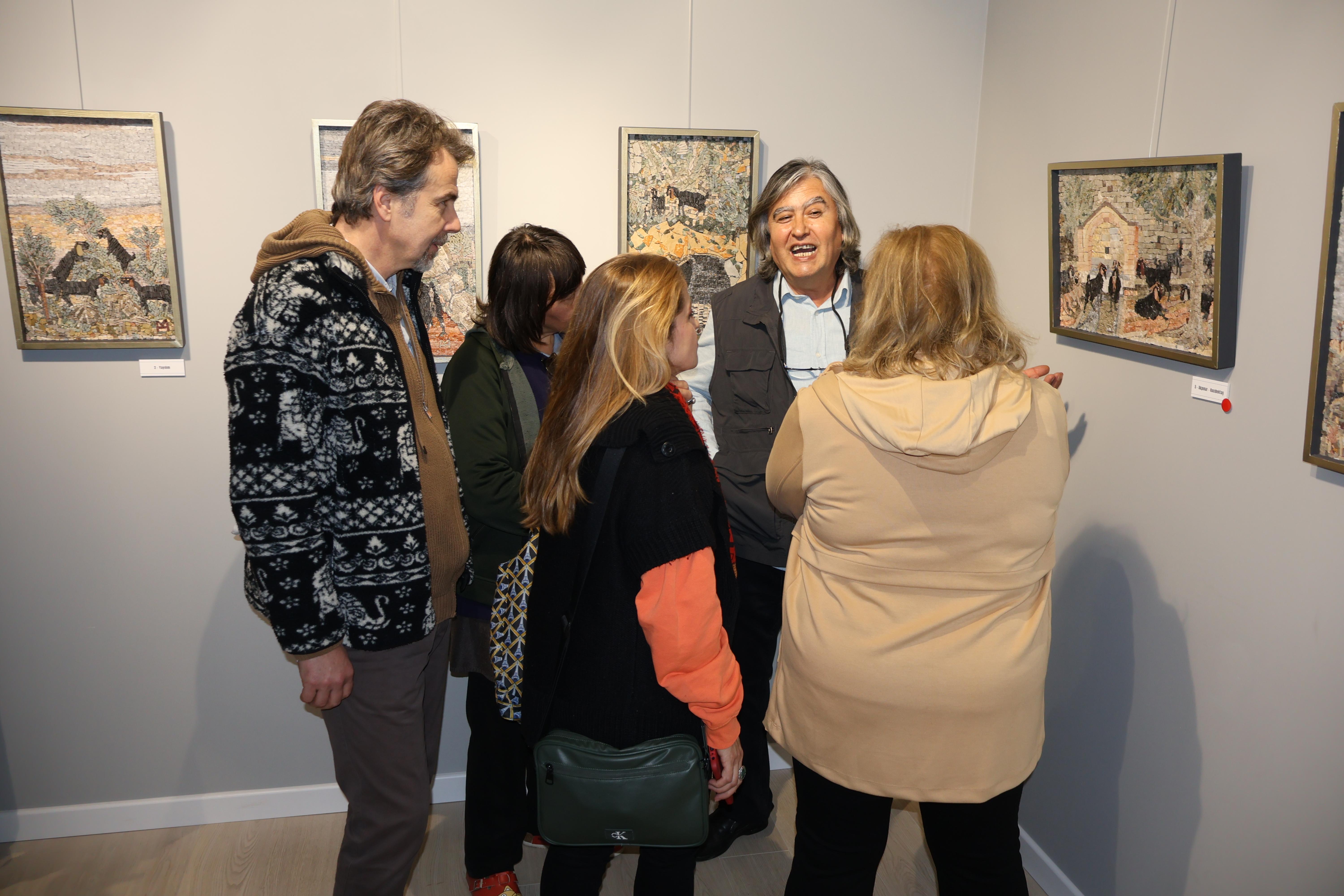 Mehmet Kına'nın ''Heey Keçiler, Hooy Keçiler'' adlı kişisel mozaik sergisi (41) Mehmet Kına'nın ''Heey Keçiler, Hooy Keçiler'' adlı kişisel mozaik sergisi (41)