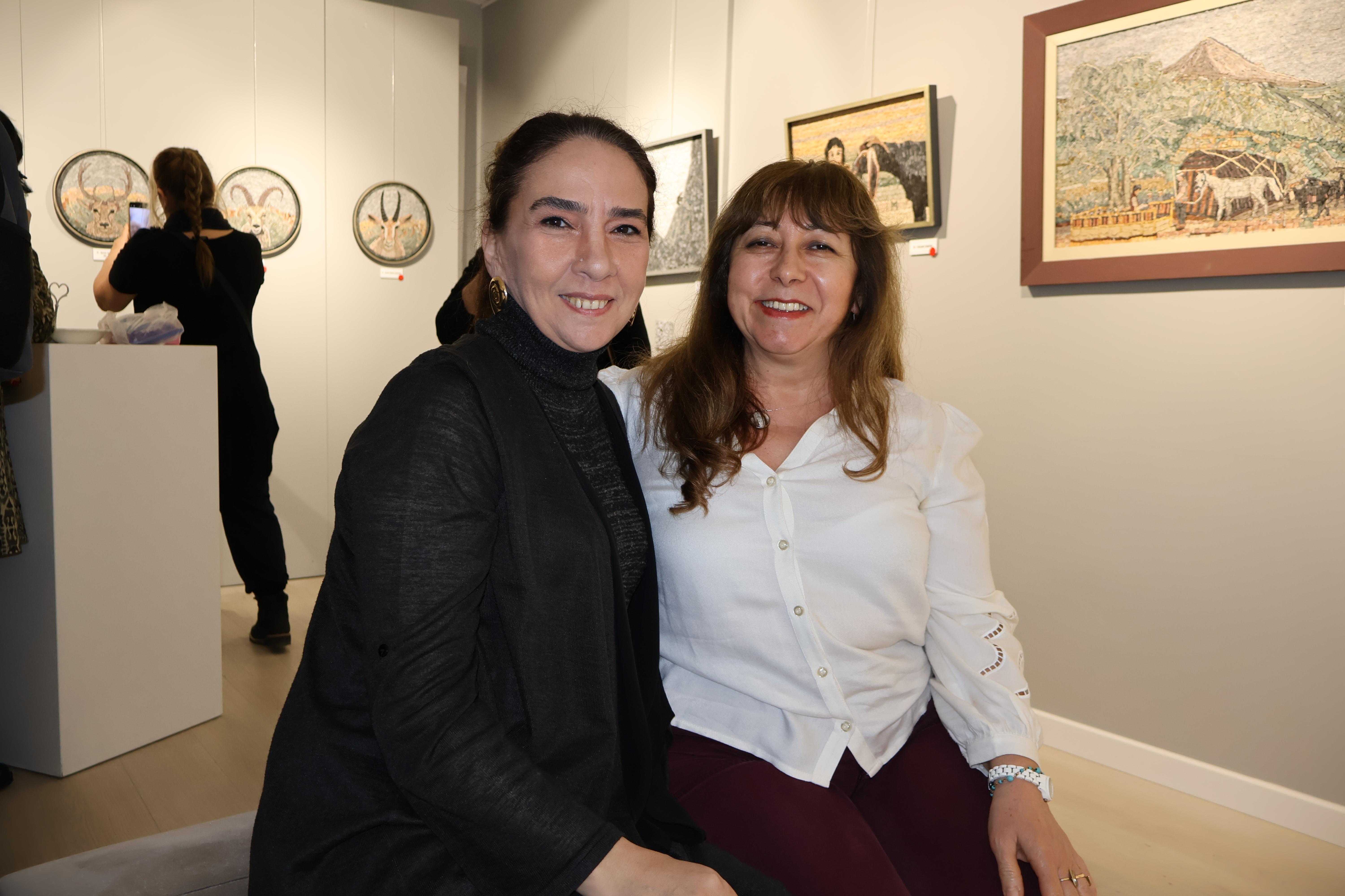 Mehmet Kına'nın ''Heey Keçiler, Hooy Keçiler'' adlı kişisel mozaik sergisi (45) Mehmet Kına'nın ''Heey Keçiler, Hooy Keçiler'' adlı kişisel mozaik sergisi (45)