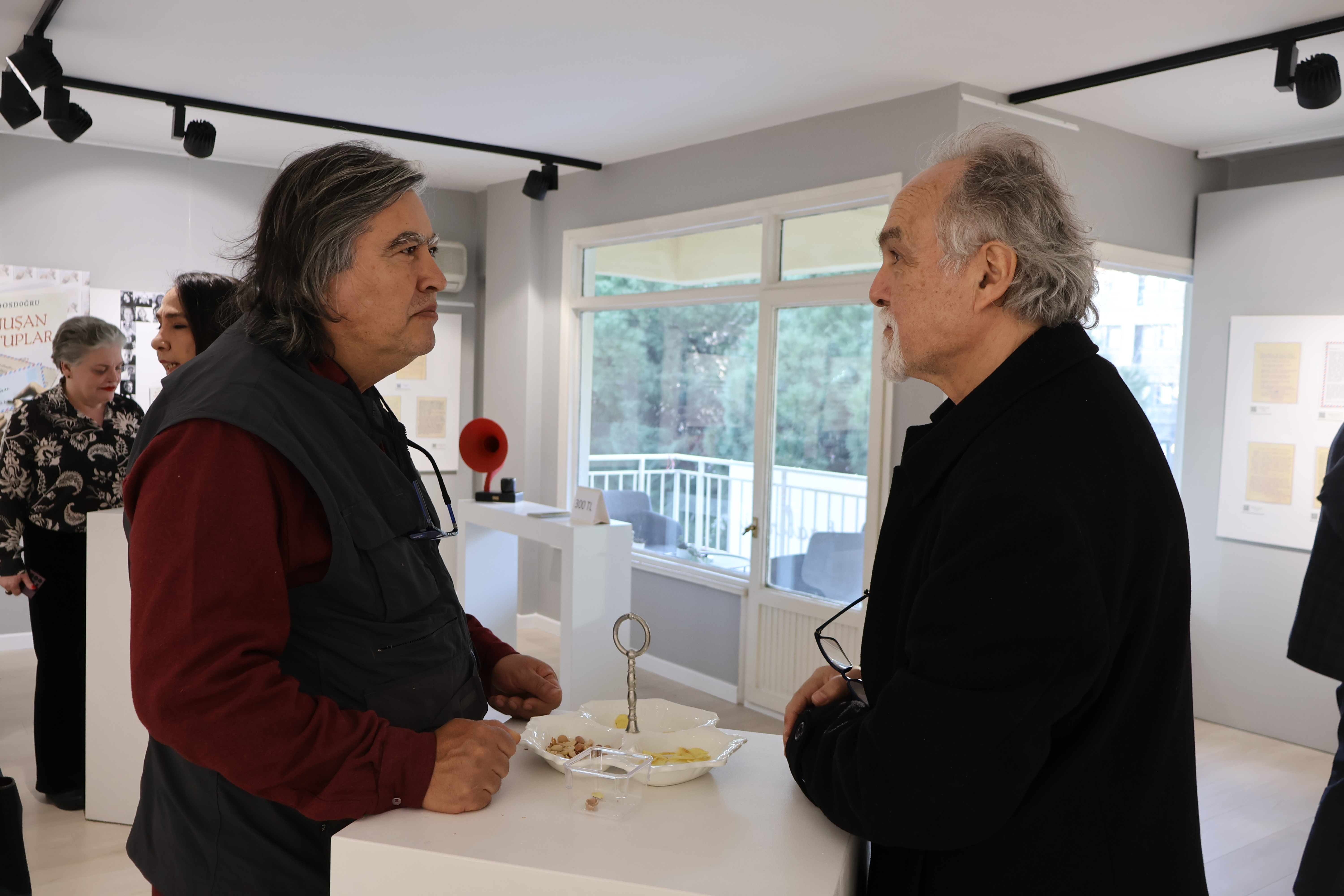 Konuşan Mektuplar; Ustalardan Gençlere Mesajlar Evrim Sanat Galerisi (15)