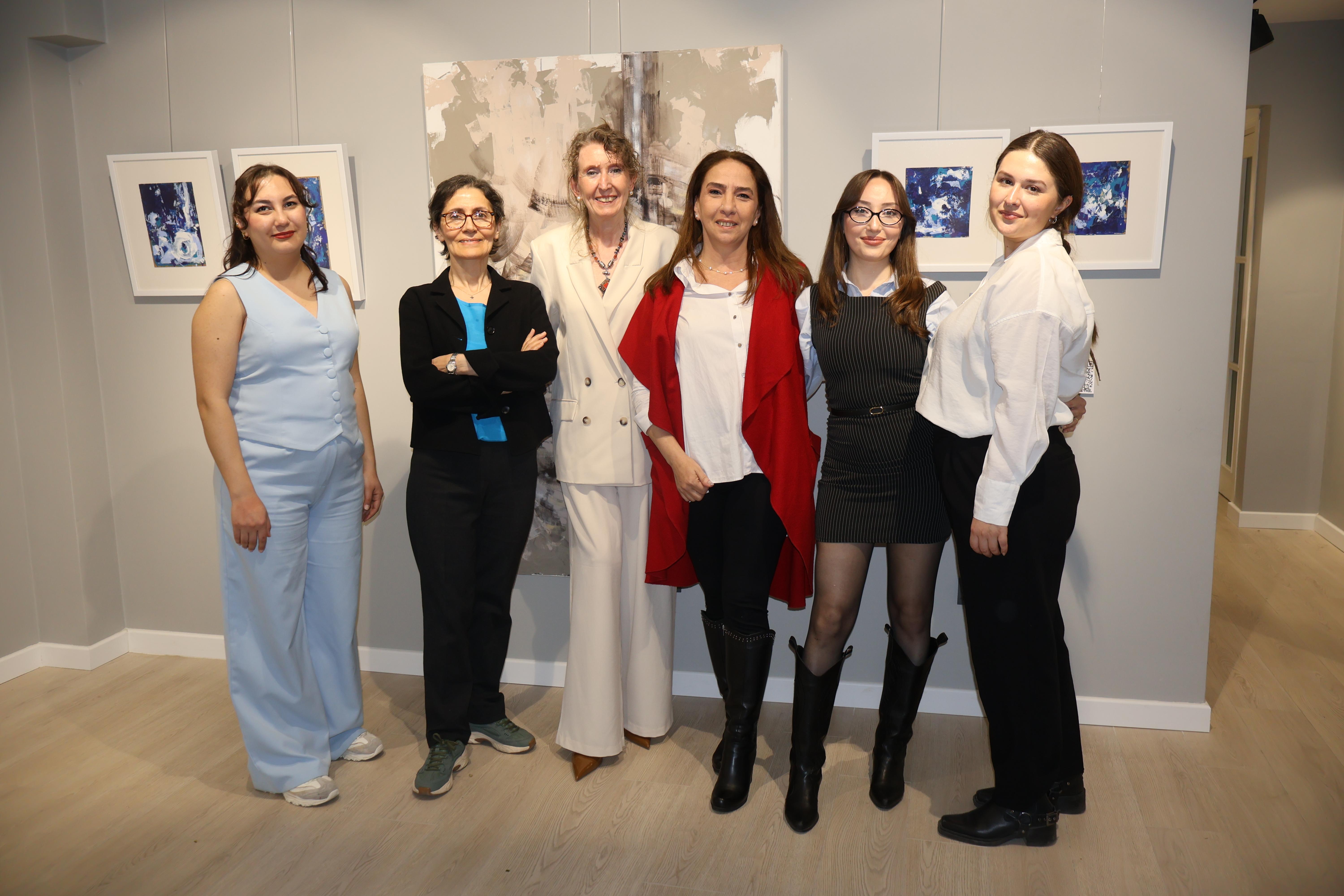 İclal Erentürk Güçsav'ın Derinlik isimli resim sergisi 2 (19)