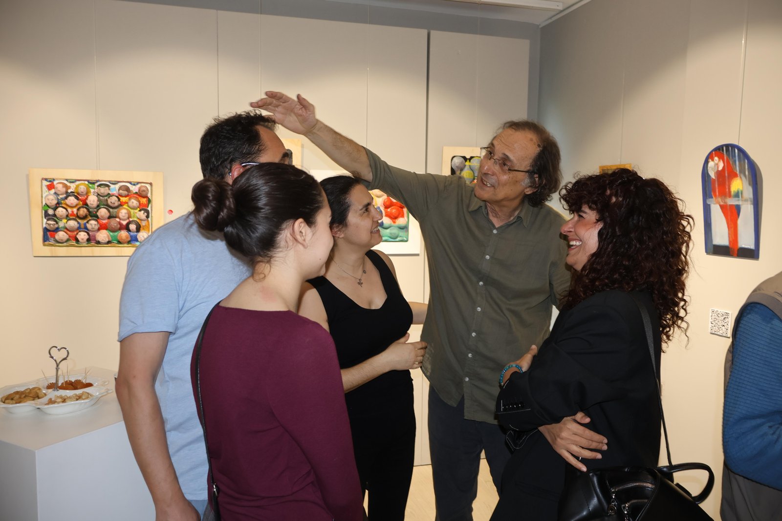 Serdar Şencan “Renklere Özgürlük” Kişisel Resim Sergisi (42) Serdar Şencan “Renklere Özgürlük” Kişisel Resim Sergisi (42)
