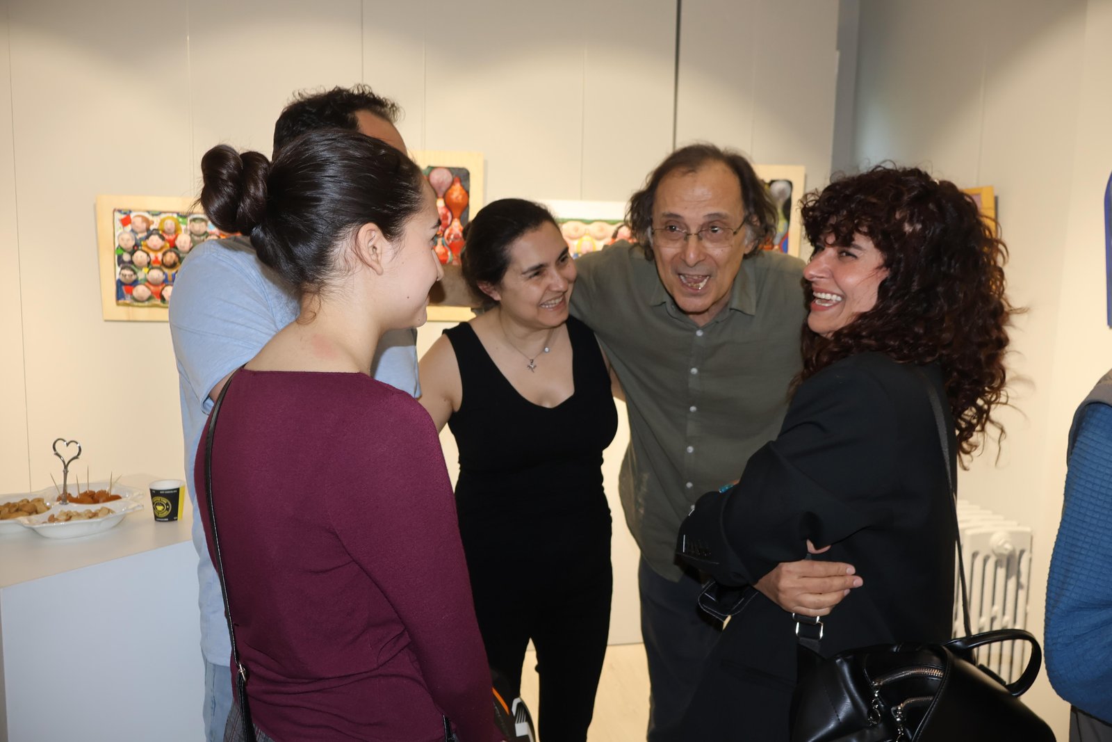 Serdar Şencan “Renklere Özgürlük” Kişisel Resim Sergisi (43) Serdar Şencan “Renklere Özgürlük” Kişisel Resim Sergisi (43)