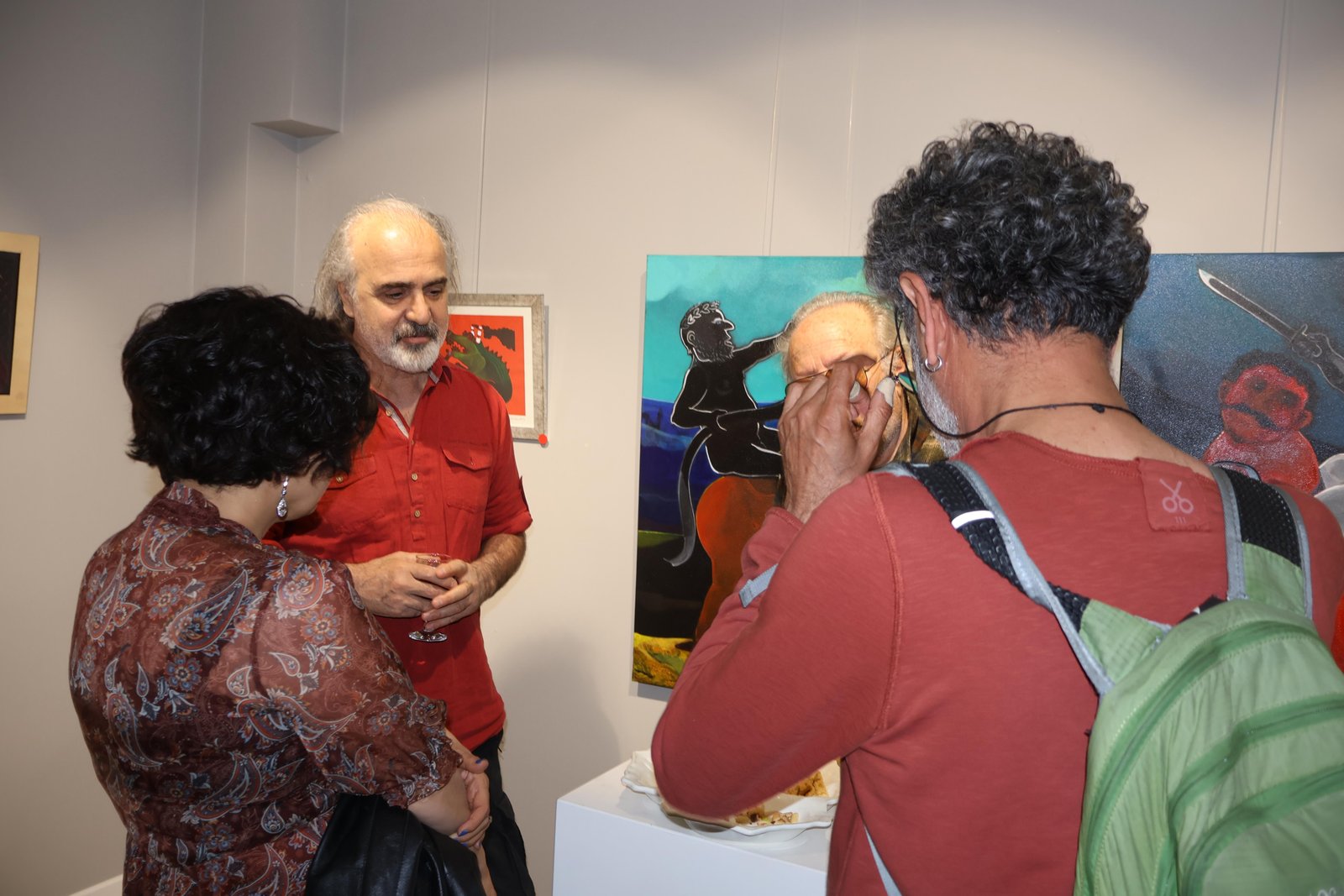 Serdar Şencan “Renklere Özgürlük” Kişisel Resim Sergisi (47) Serdar Şencan “Renklere Özgürlük” Kişisel Resim Sergisi (47)